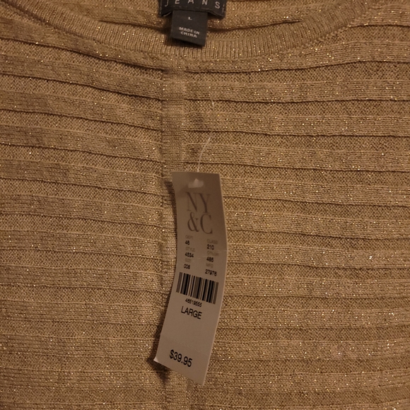 Soho Gold Ribbed Sweater - Picture 5 of 6